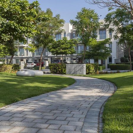 Stay Mindblowing 2 Bedroom Holiday Home With Close View Of Burj Khalifa Dubai Esterno foto