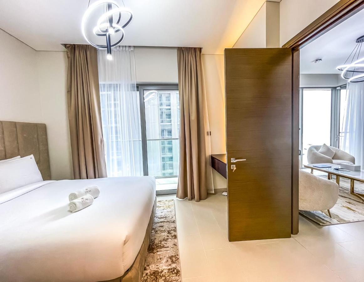 Stay Mindblowing 2 Bedroom Holiday Home With Close View Of Burj Khalifa Dubai Esterno foto