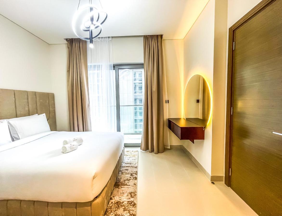 Stay Mindblowing 2 Bedroom Holiday Home With Close View Of Burj Khalifa Dubai Esterno foto